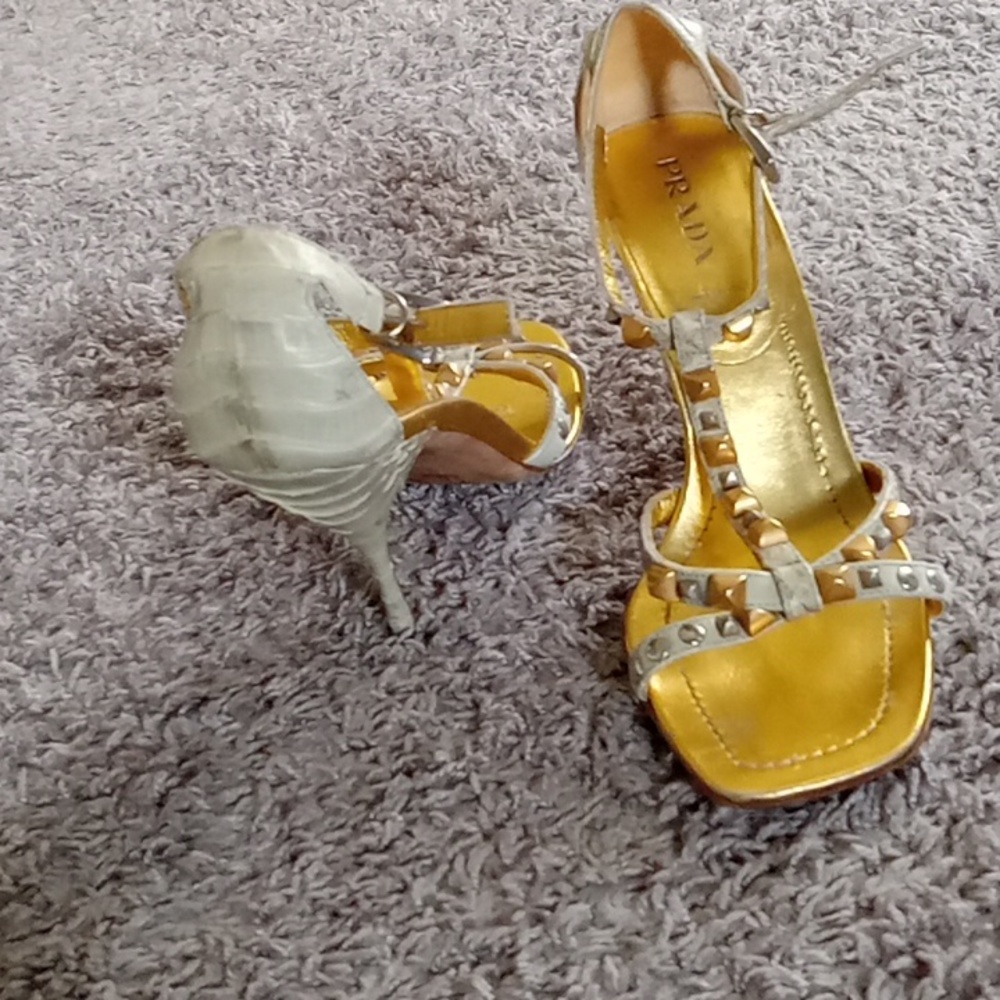 Prada 🔥 luxury python strappy heels women 8